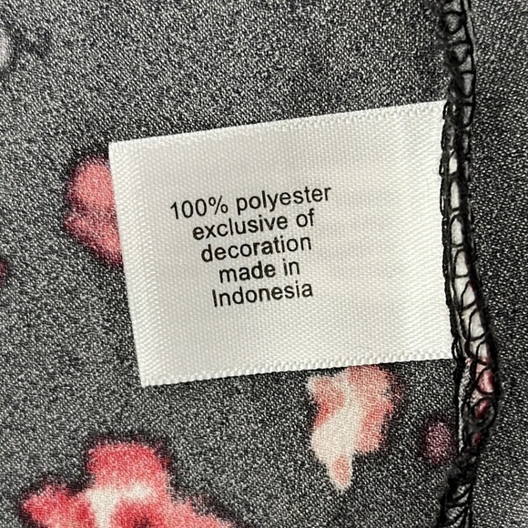 Lane Bryant floral top - Picture 7 of 8